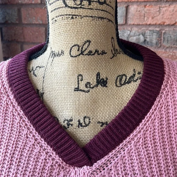 Umgee Plus Size Detachable Sleeve V-Neck Sweater - Picture 11 of 16